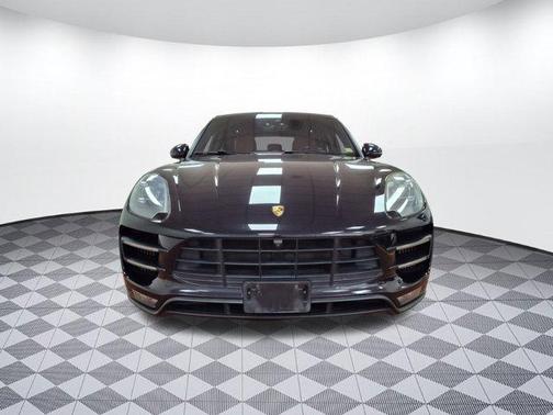2017 Porsche Macan Turbo
