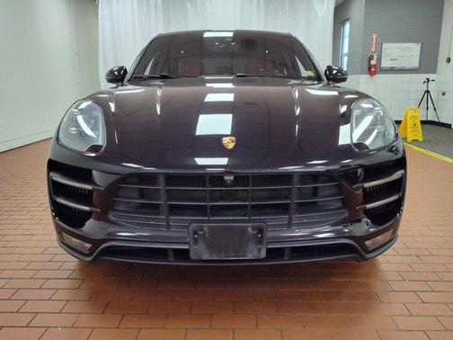 2017 Porsche Macan Turbo