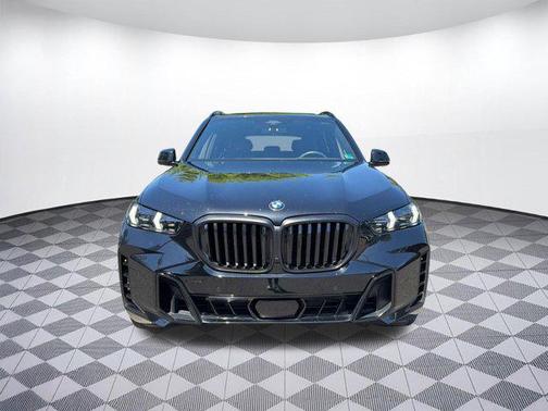 Black Sapphire Metallic 2024 BMW X5 xDrive40i