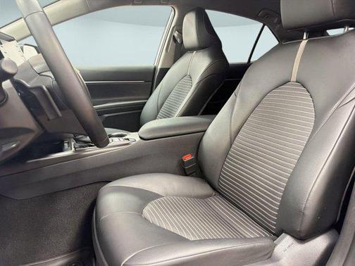 Predawn Gray Mica 2024 Toyota Camry SE