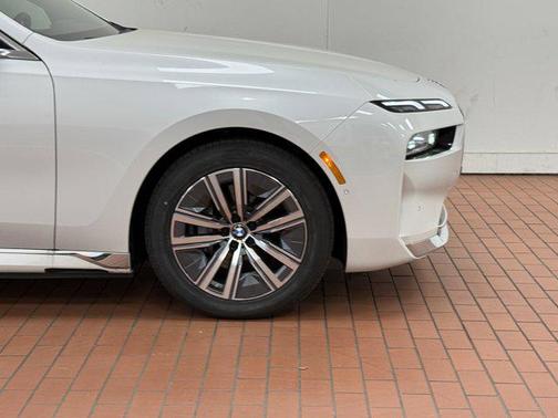 2024 BMW i7 eDrive50