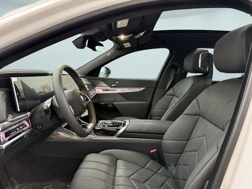 2024 BMW i7 eDrive50