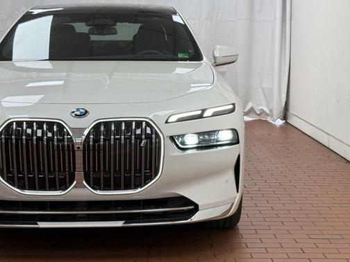 2024 BMW i7 eDrive50