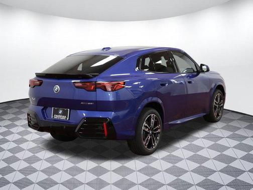2025 BMW X2 xDrive28i