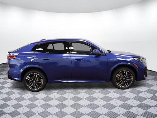 2025 BMW X2 xDrive28i