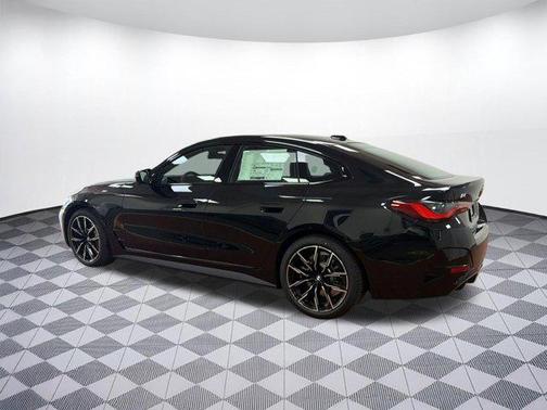 Black Sapphire Metallic 2026 BMW i4 Gran Coupe xDrive40