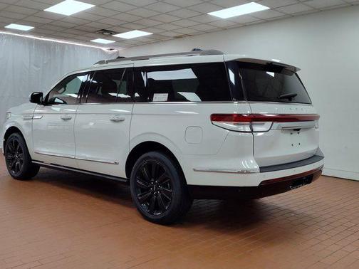 2022 Lincoln Navigator Reserve