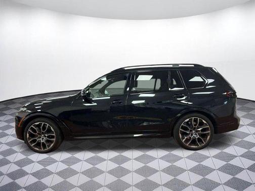 Black Sapphire Metallic 2024 BMW X7 xDrive40i