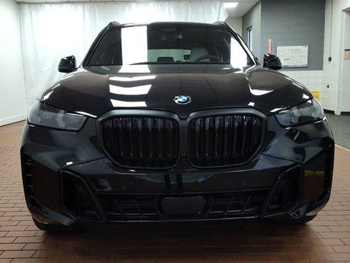 Black Sapphire Metallic 2026 BMW X5 xDrive40i