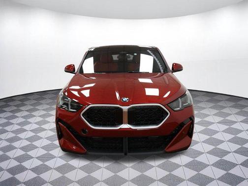 Vegas Red Metallic 2025 BMW X2 xDrive28i