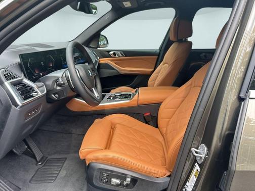 Manhattan Green Metallic 2026 BMW X5 xDrive40i
