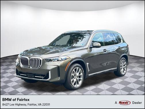 Manhattan Green Metallic 2026 BMW X5 xDrive40i