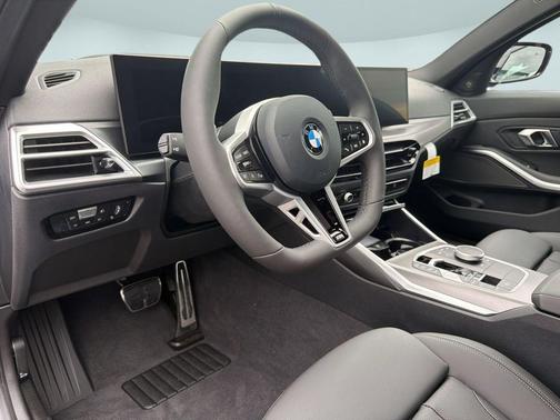 Arctic Race Blue Metallic 2026 BMW 330 xDrive