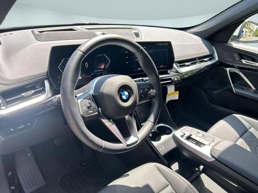 Alpine White 2026 BMW X1 xDrive28i