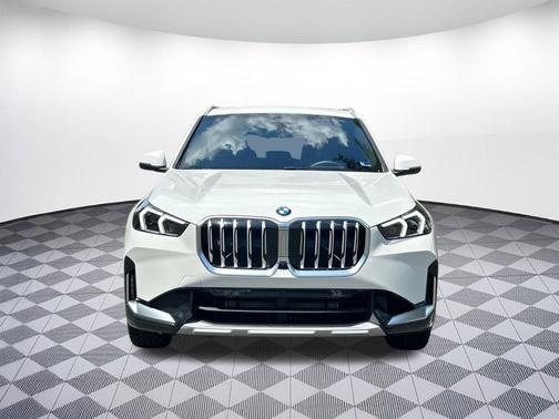 Alpine White 2026 BMW X1 xDrive28i