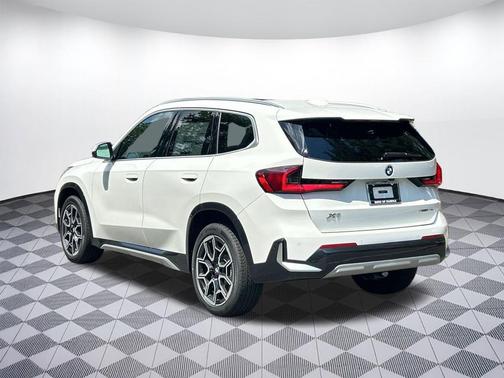 Alpine White 2026 BMW X1 xDrive28i