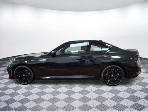2025 BMW 230 i xDrive