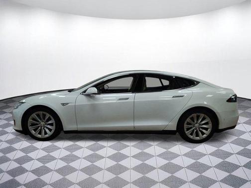 2016 Tesla Model S 75D
