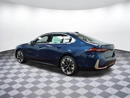 2026 BMW 530 i xDrive