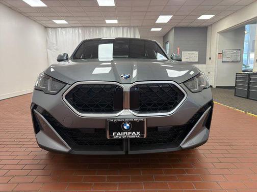 2025 BMW X2 xDrive28i