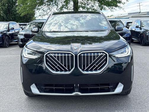 Black Sapphire Metallic 2025 BMW X3 30 xDrive