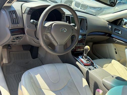 Moonlight White 2012 INFINITI G37 Base