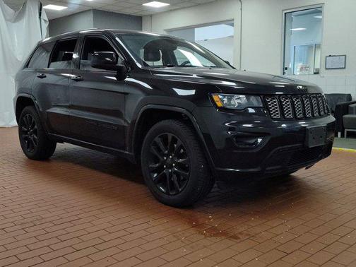 2018 Jeep Grand Cherokee Altitude