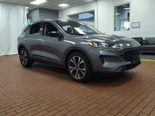 2021 Ford Escape SE