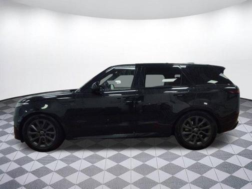 2024 Land Rover Range Rover Sport SE