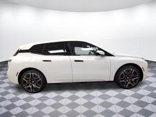 2026 BMW iX xDrive60