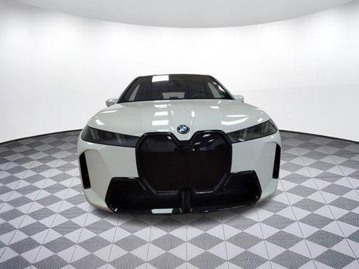 2026 BMW iX xDrive60
