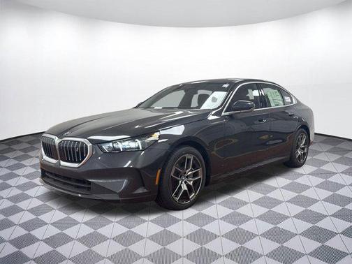 2025 BMW i5 xDrive40