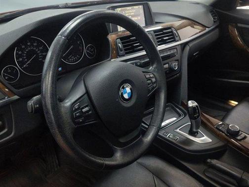 2013 BMW 320 i