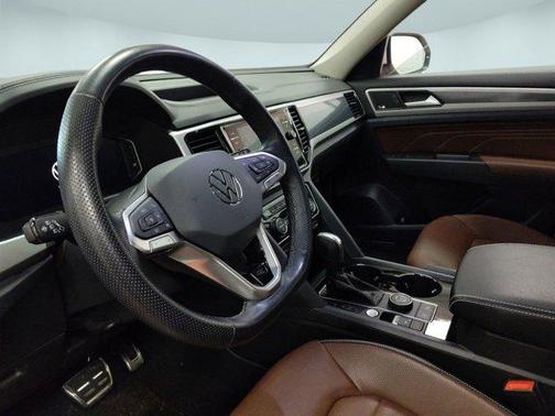 2023 Volkswagen Atlas 3.6L SEL Premium