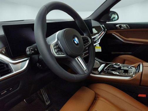 2026 BMW X5 M60i
