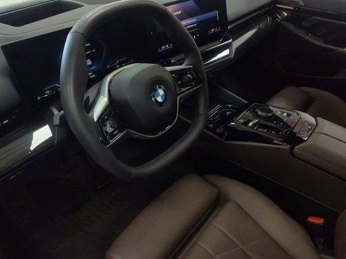 2024 BMW 530 xDrive