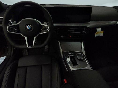 2026 BMW 230 xDrive