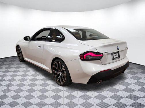 2024 BMW 230 i xDrive