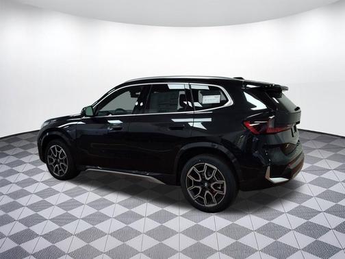 Black Sapphire Metallic 2026 BMW X1 xDrive28i