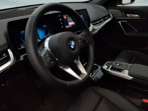 Black Sapphire Metallic 2026 BMW X1 xDrive28i