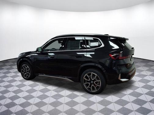 Black Sapphire Metallic 2026 BMW X1 xDrive28i