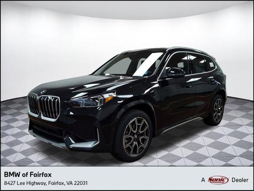 Black Sapphire Metallic 2026 BMW X1 xDrive28i