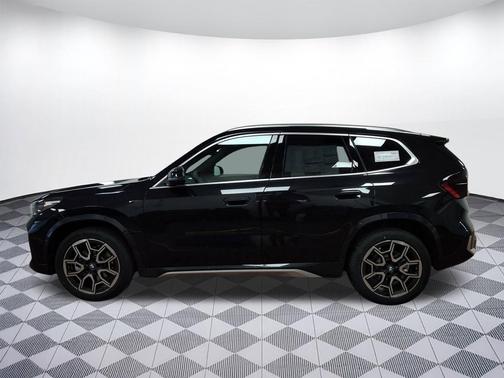 Black Sapphire Metallic 2026 BMW X1 xDrive28i