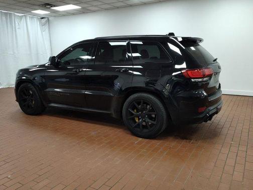 2021 Jeep Grand Cherokee Trackhawk