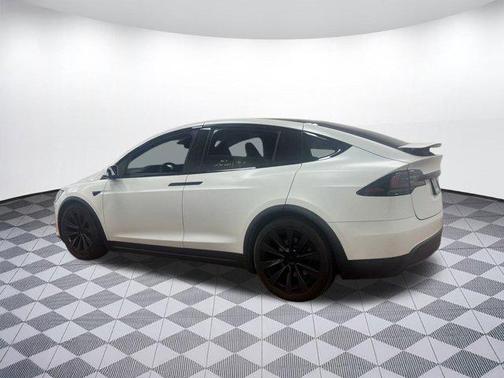 2023 Tesla Model X Standard Range