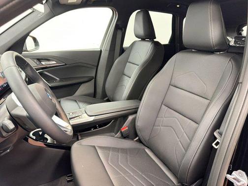 Jet Black 2026 BMW X1 xDrive28i