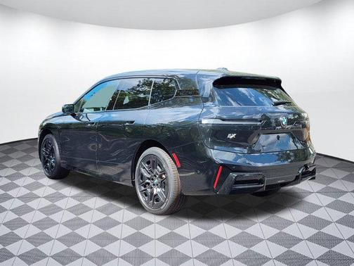 2026 BMW iX xDrive45