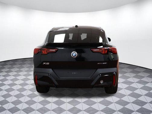 2025 BMW X2 xDrive28i