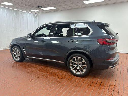 Arctic Gray Metallic 2019 BMW X5 xDrive40i
