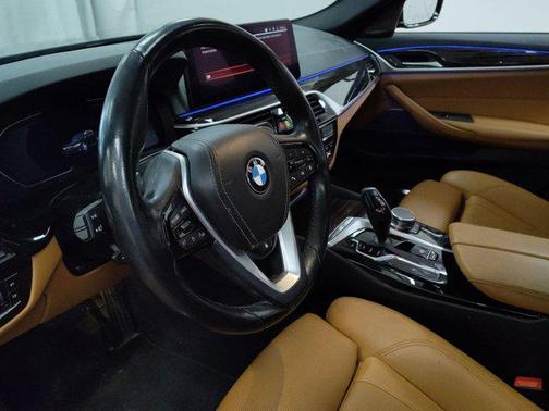 2023 BMW 530 i xDrive